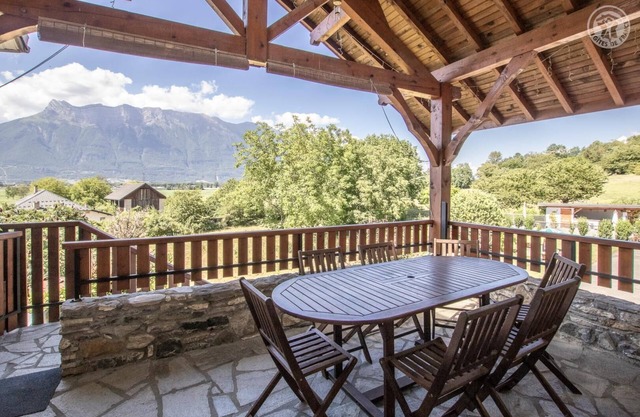 LE CHAMOYARD - CHAMOUX SUR GELON