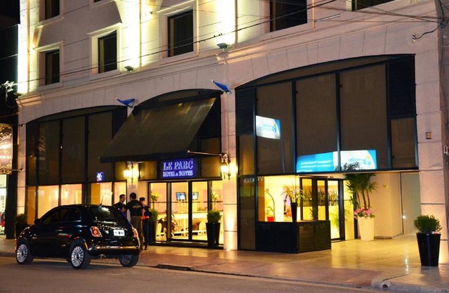 Le Parc Hotel & Suites