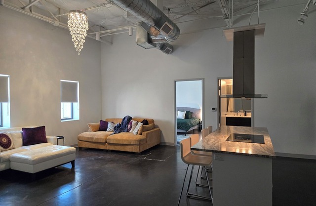 Legacy Hi-Fi Studios Apartment - 2 bedrooms in the Design District