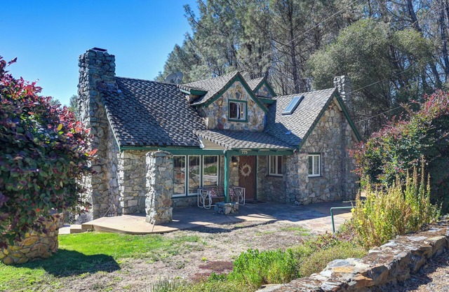 Lester Cabin 5min to Downtown Auburn 20min to Roseville next to Mountain Biking