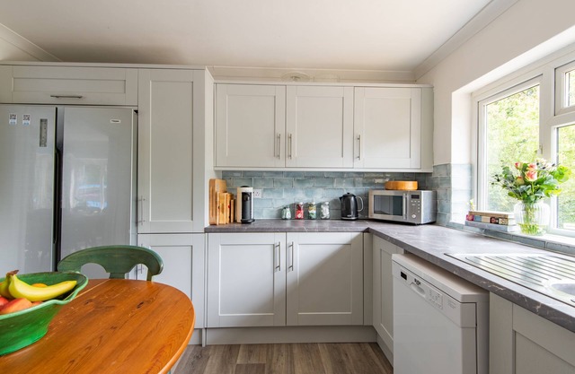 Lilywood - a holiday let by Bloom Stays that sleeps 12 guests in 4 bedrooms