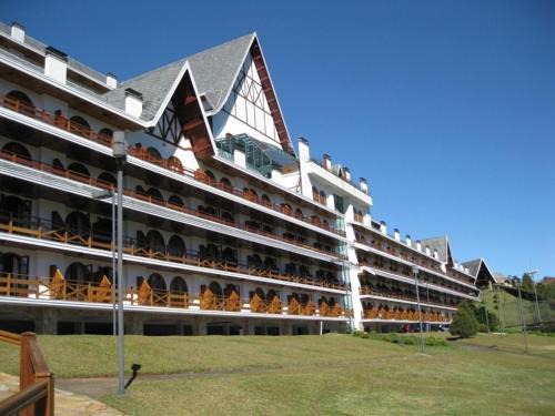 Lindo Apartamento Duplex com Vista para Montanha