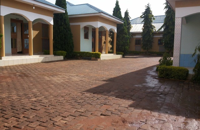 Lira Tasha Hotel