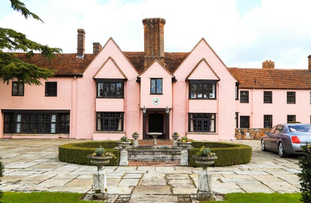 Little Easton Manor
