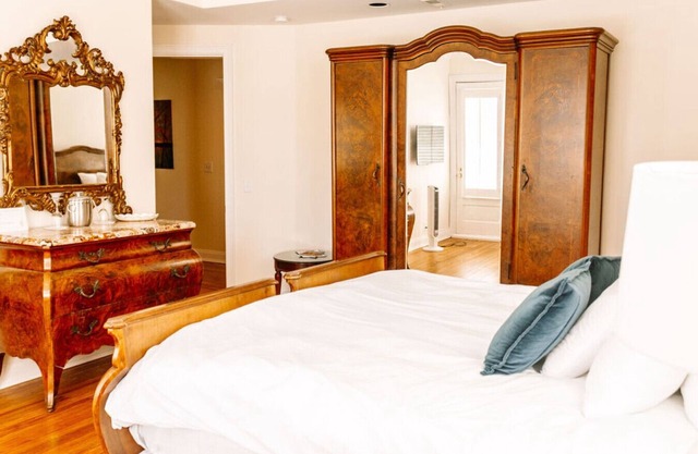 Live Oak Room - Granville Queen Inn, Downtown Historic Edenton