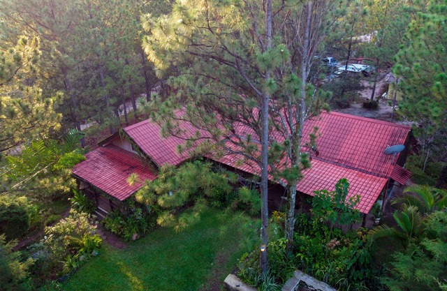 Live the mountain at Villa Verde Perquin