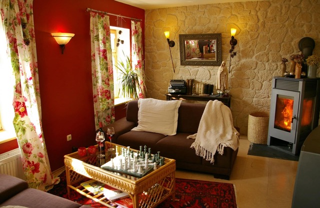 Living in a sophisticated ambience with stylish furnishings in close proximity to nature