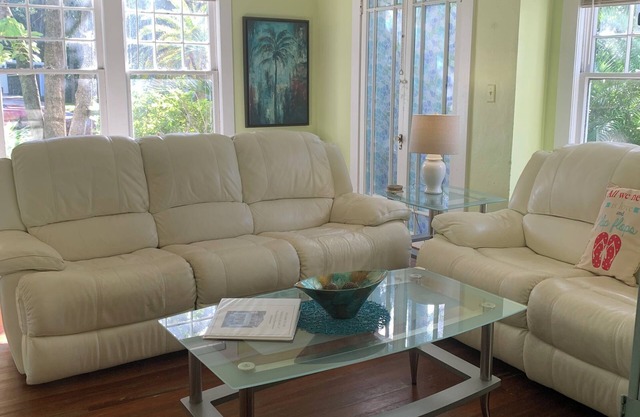 Located In The Heart Of Downtown Melbourne, Just Minutes From Melbourne Beaches!