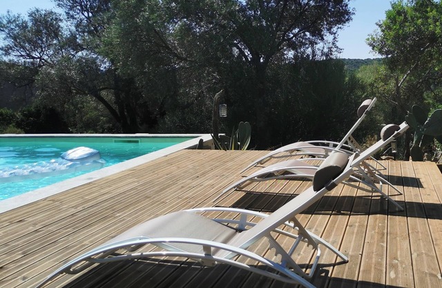 Location D'un RC de Villa à 2 kms de la Plage