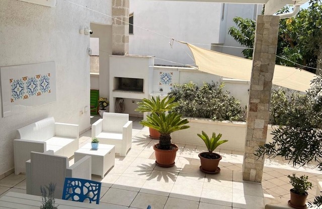 Location with a modern and luxury style, 80 meters from the sea.