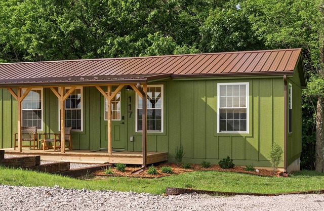 Lodge 117 at Eden Reserve—Safari Cabin Near Ark