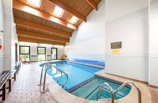 Lodge in Thirsk with Spa & Countryside Views