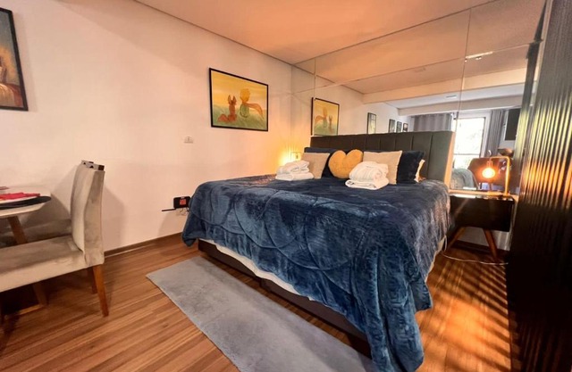 Loft Cama King 3 min do centrinho