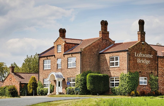 Loftsome Bridge Hotel