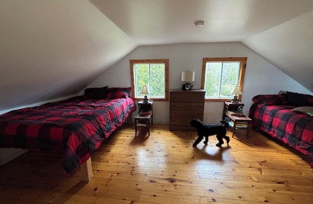 Log Cottage on Lake Huron – Peaceful South Shore Escape on Manitoulin Island.