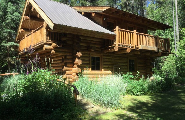 Log Home Near Glacier National Park