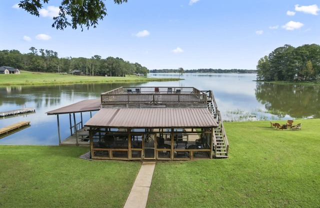 Logan Martin Lake Escape