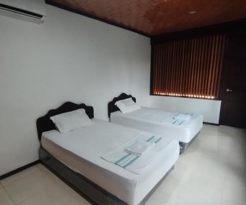 Logbond Cozy Guesthouse