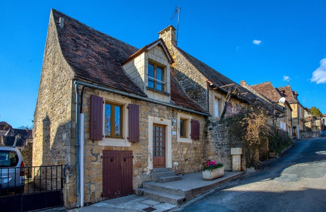 Logis du Guet au Coeur de la Bastide de Domme Ideal Pour2 Couples ou une Famille