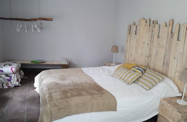Lola : Mas Corbiere guest house
