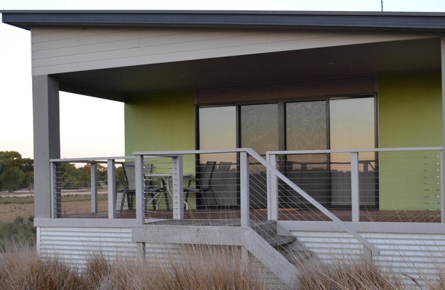 Long Island Retreat on the Murray River