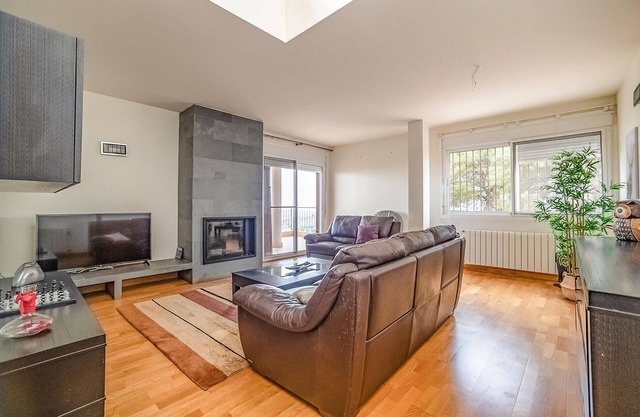 Look forward to a wonderful vacation in this beautiful vacation home with pool!