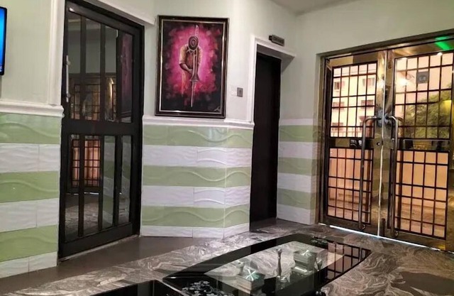 Lorenzo's Place
