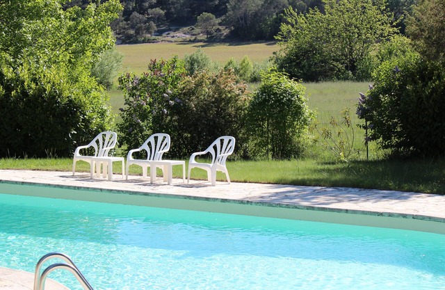 Lou Penequet, a charming Mas in Provence with shared pool, countryside