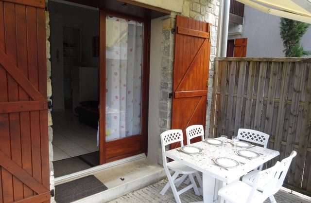 Loudenvielle. Large T2 cabin 4/6 pers. comfortable, terrace with a blind