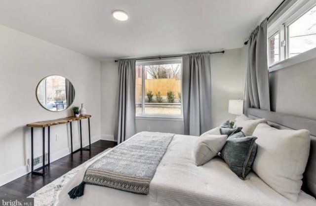 Lovely 1-bedroom rental unit with free parking