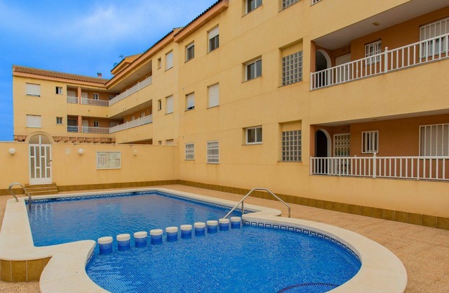 Lovely apartment for 6 people with WIFI, pool, TV, terrace and pets allowed