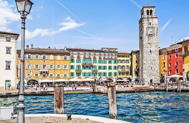 Lovely apartment for 4 guests with WIFI, TV, patio, panoramic view and parking