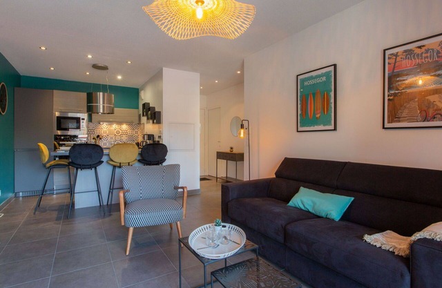 Lovely apartment for 4 people with WIFI, terrace and parking
