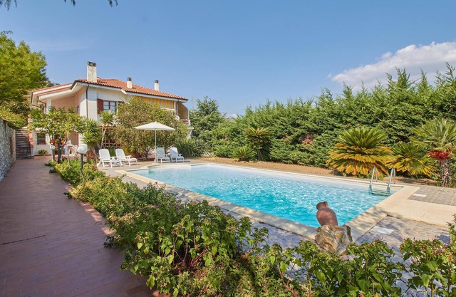 Lovely home in Imperia -IM-