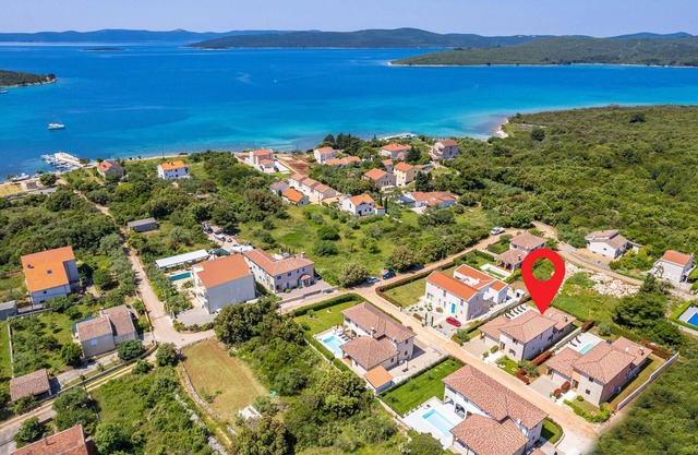 Lovely home in Muline with WiFi