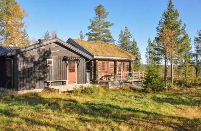 Lovely home in Särna with sauna