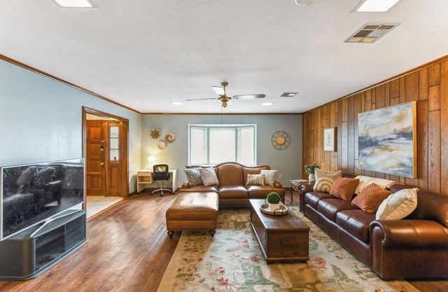 Lovely Metairie 1600sft Loft 10 mnts to Hospitals!