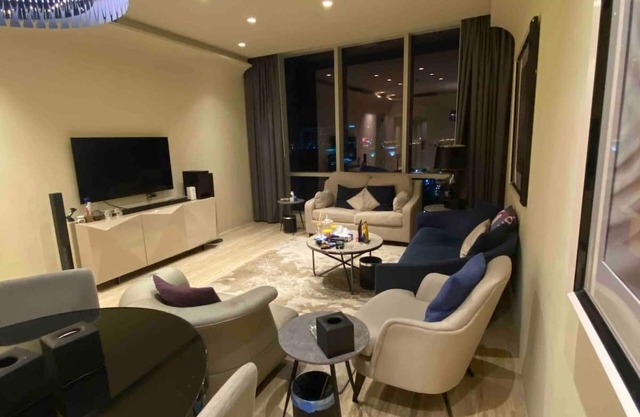 Lovely serviced apartment with free parking, ALMALQA