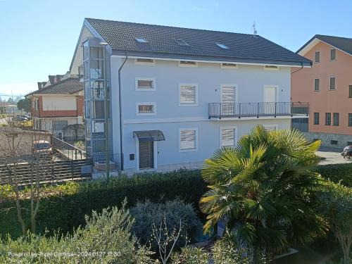 Lucà Apartments