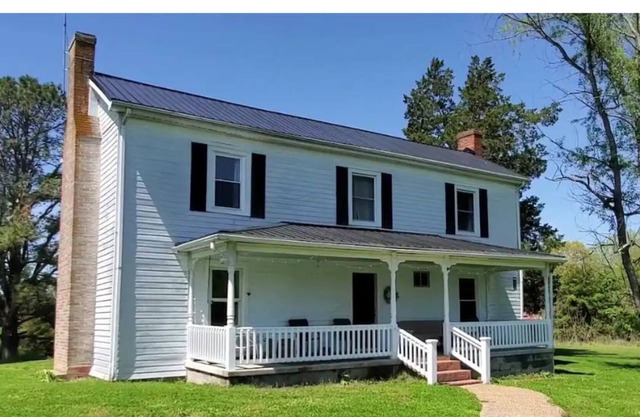 Lucks Branch Farm, Your Secluded Getaway!