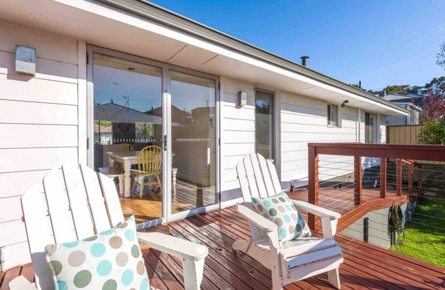 Lucy’s Place by Swan BnB Management