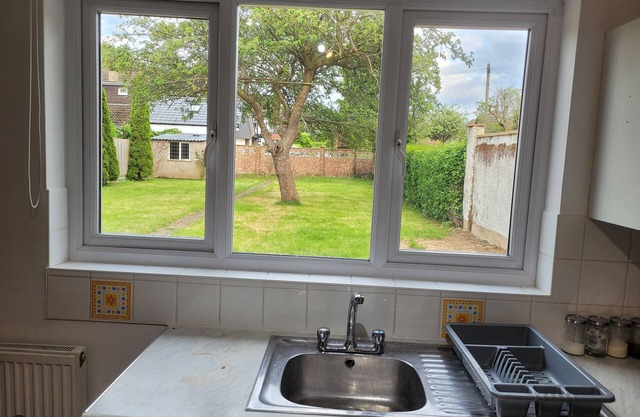 Luton City Escape - Modern 1BR Apartment