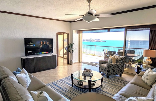 Luxe Beachfront 2BR Condo - Stunning Views & Premium Upgrades - Recently Updated