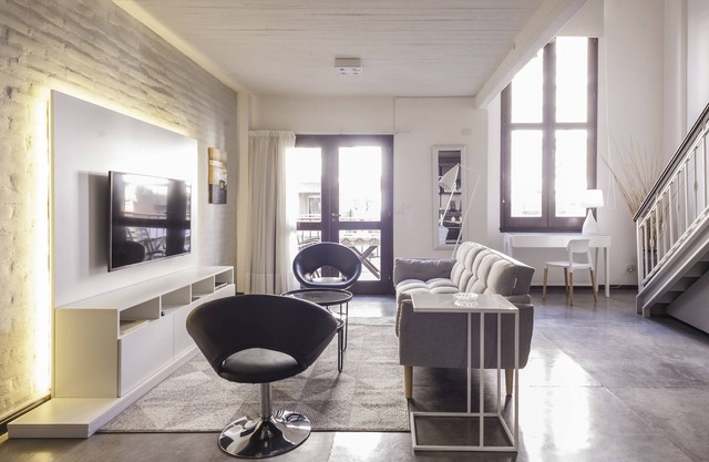 LUXE CATEGORY LOFT IN RECOLETA
