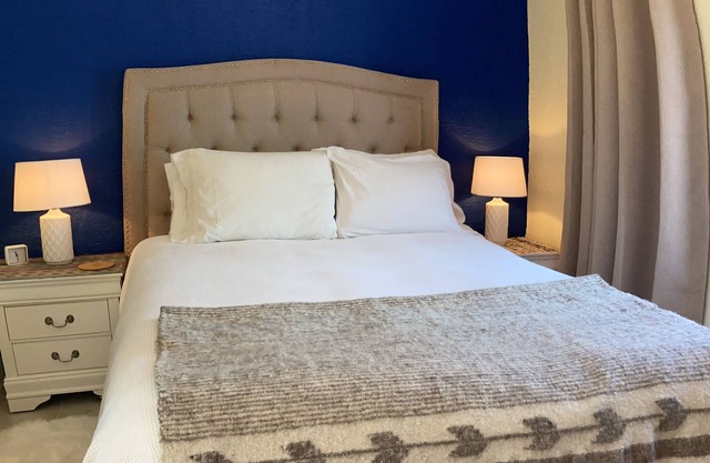 Luxurious 2 BR in Central Antigua w Volcano View