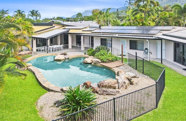 Luxurious 5-Bedroom Villa with Pool – Perfect for Families & Groups