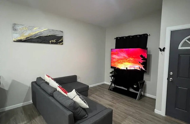 Luxurious home in Centralnn