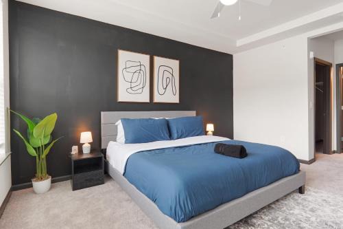 Luxurious King 3BR Suite in North Raleigh!