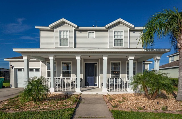 Luxurious, spacious house located close to Disney.