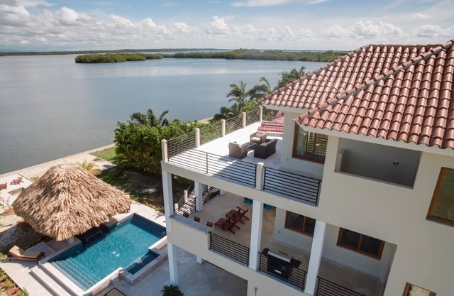 Luxury 3-Story Waterfront Villa with Pool